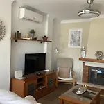 Casa Rosi, vistas al mar, piscina privada y A/A Casa vacanze *