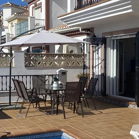 Hébergement de vacances Casa Rosi, Vistas Al Mar, Piscina Privada Y A/a Nerja