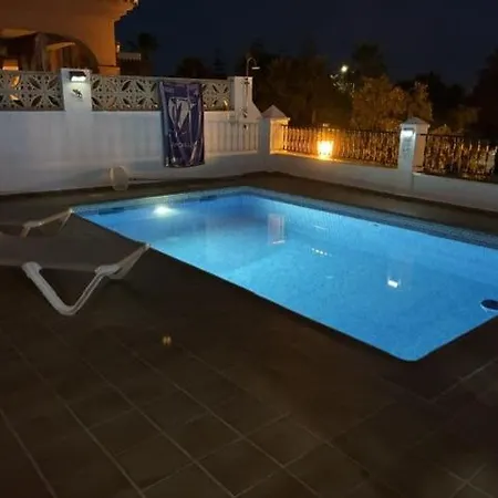 Casa Rosi, Vistas Al Mar, Piscina Privada Y A/a * Nerja
