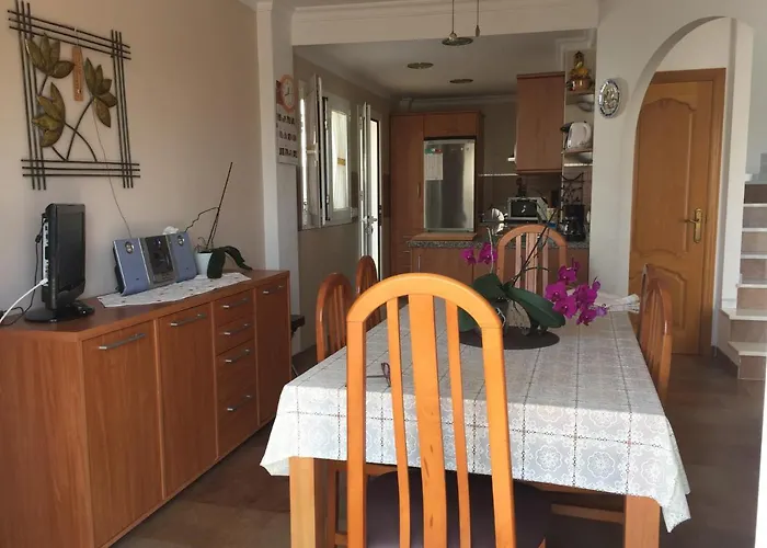 Casa Rosi, Vistas Al Mar, Piscina Privada Y A/a Holiday home