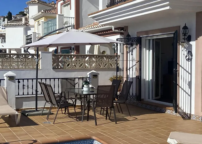 Дом отдыха Casa Rosi, Vistas Al Mar, Piscina Privada Y A/a Нерха